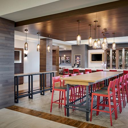 Holiday Inn & Suites Oakville At Bronte By Ihg Esterno foto